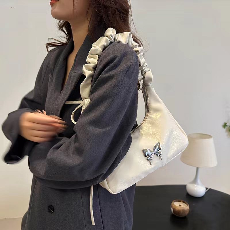 热销女士包包箱包新款潮流女包休闲时尚手提单肩斜跨包多款选择详情4