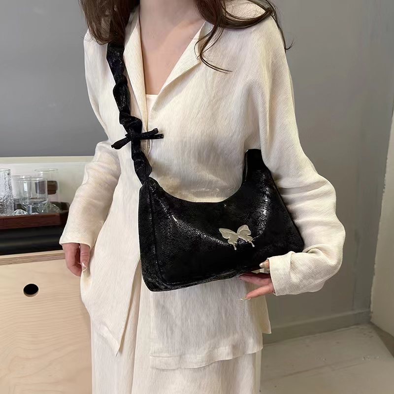 热销女士包包箱包新款潮流女包休闲时尚手提单肩斜跨包多款选择详情3