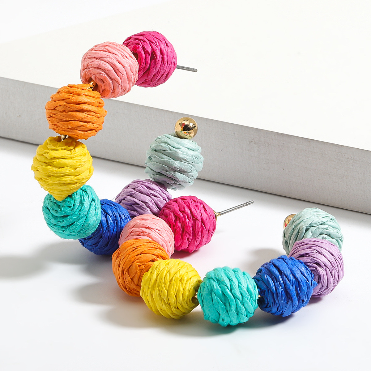 2024 European and American colorful and cute raffia grass earrings, fashionable and unique Bohemian earrings and earrings for women