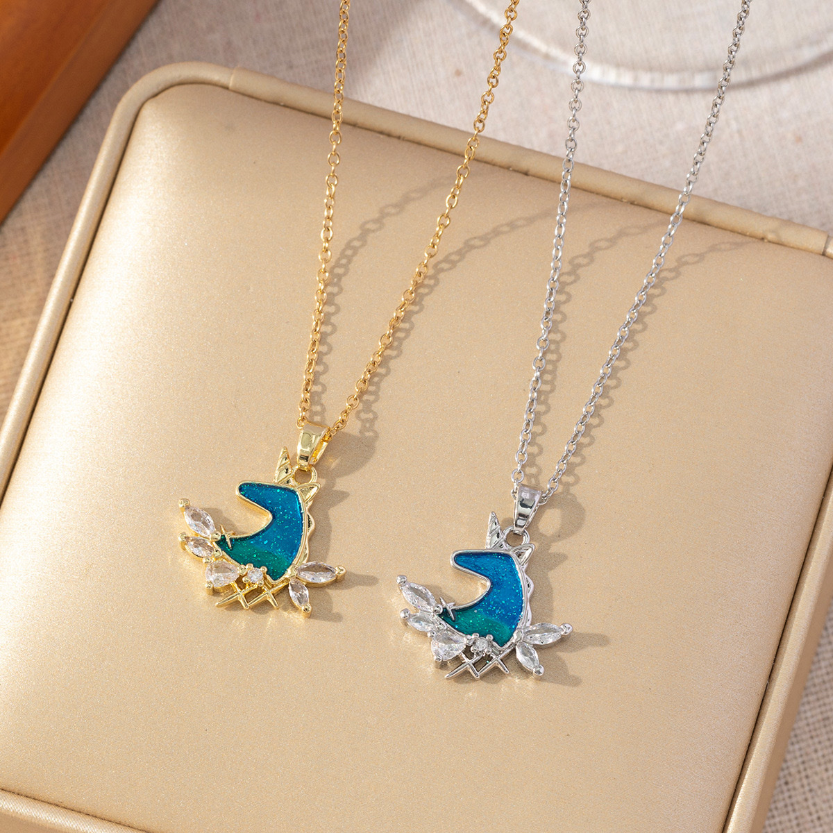 INS蓝色欧泊项链吊坠锁骨链动物坠饰麋鹿欧美跨境滴油锆石饰品女