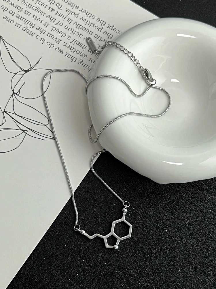 Design sense serotonin necklace, individual and simple chemical formula necklace, ins simple couple happy gift, cold style women's necklace, couple style detail image 3