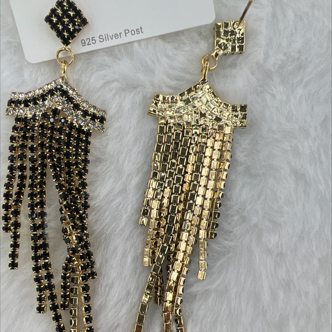 High-end zirconia earrings from a famous brand, fashionable accessories, shining earrings, unique design, exquisite and beautiful earrings, European popular online hit, star-style zirconia earrings Application Scenario