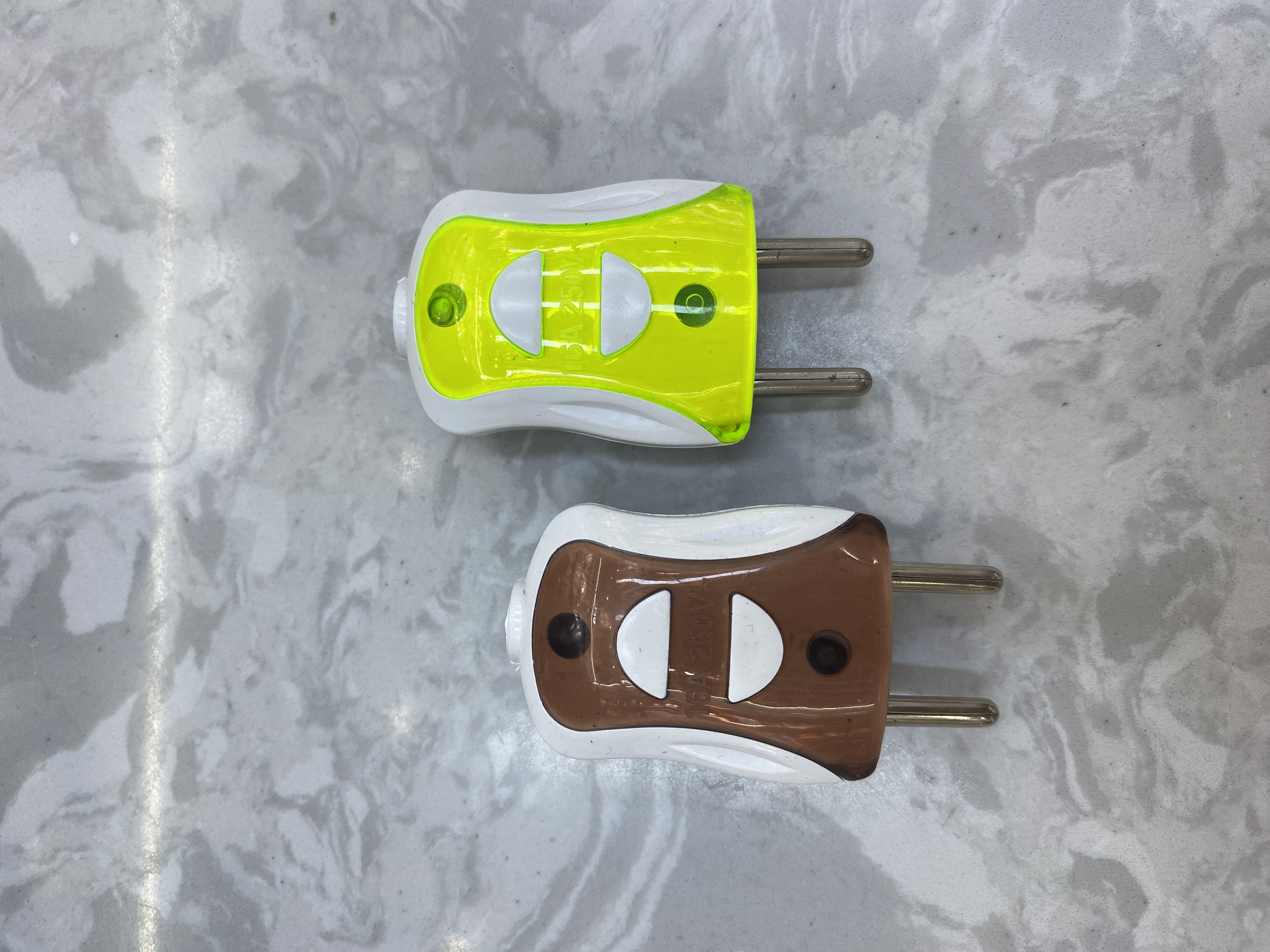 OPK marca plug power plug