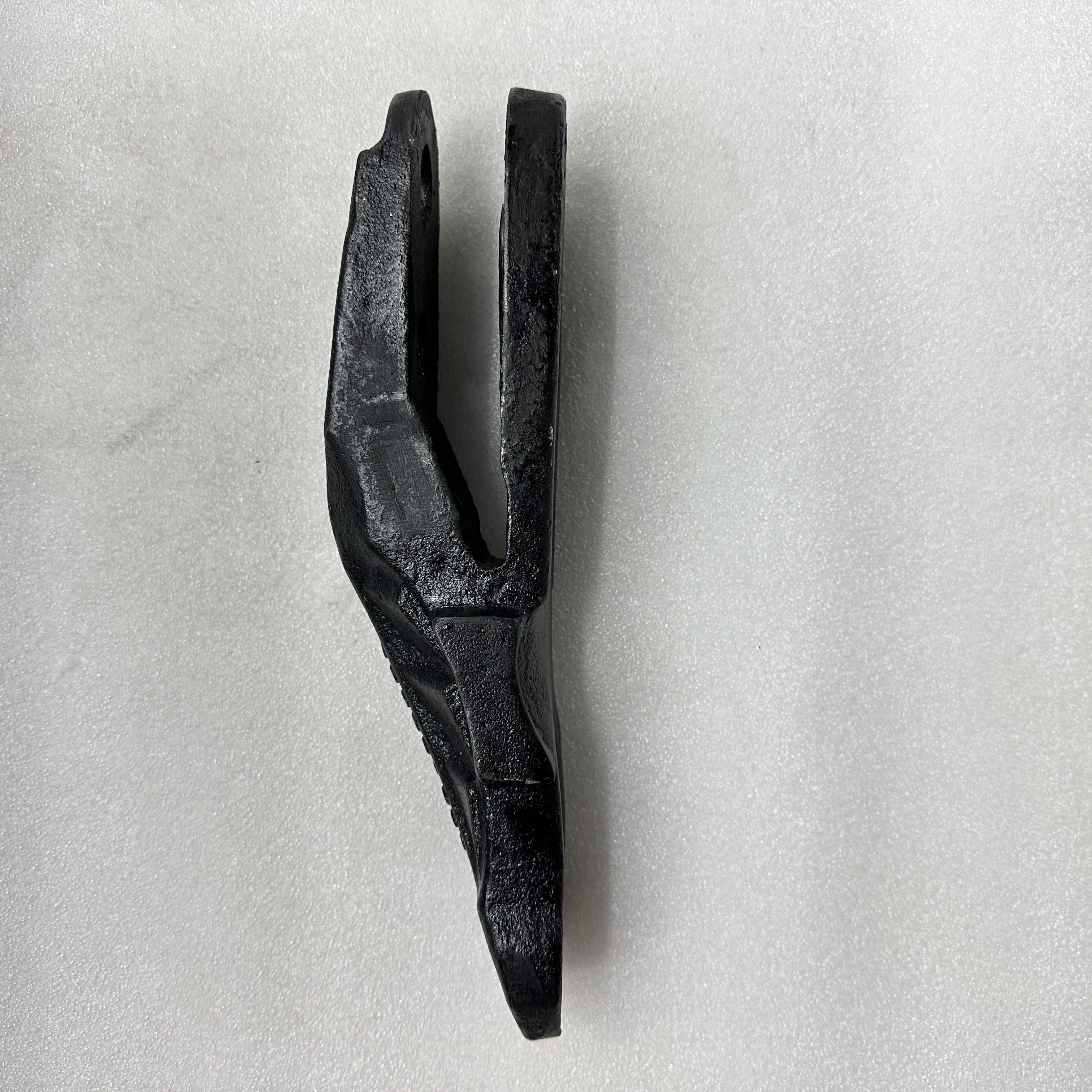 杰西博挖掘机配件低碳合金钢精密制造中间斗齿 332/C4388白底实物图