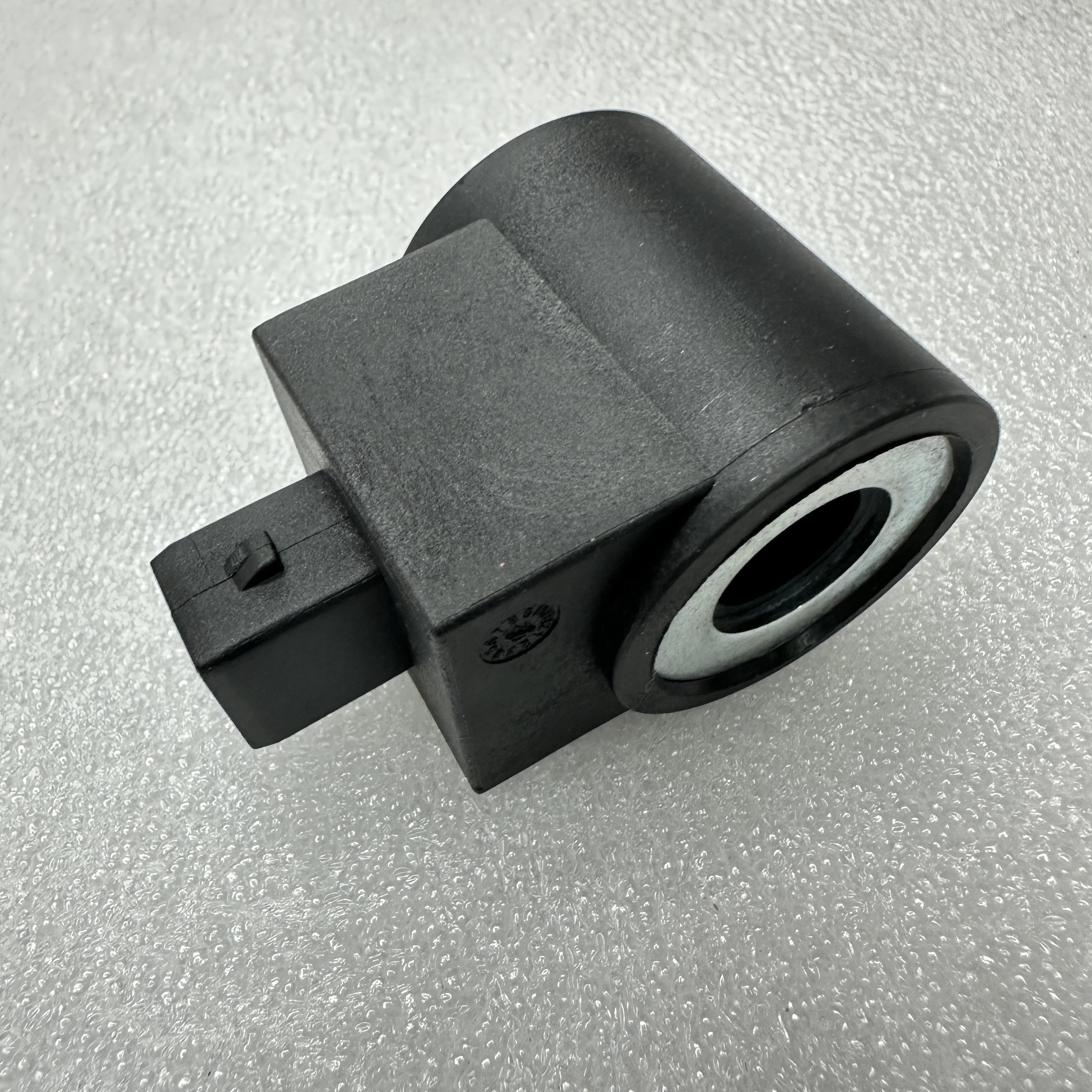 Excavator parts are suitable for JCB engine electromagnetic coils 25/974641 of JCB excavators Item Picture