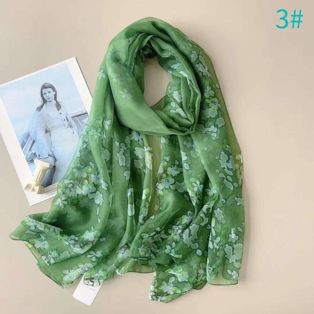 Yurosa Trend Beach Scarf Long Scarf Shawl Beach Towel Sun Protection Towel Summer Refreshing Gauze Towel Windproof Soft details Picture