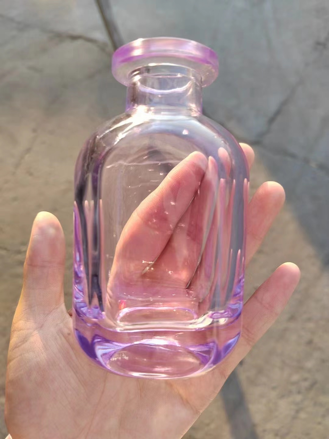 厚的玻璃厂玻璃瓶 