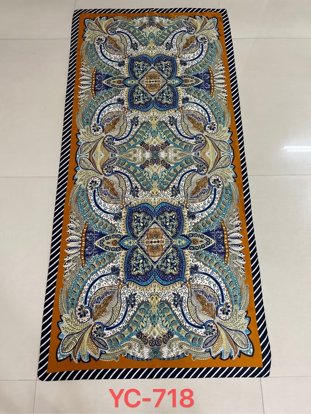 Beautiful Brocade Summer Windproof Cape Beautiful Brocade Silk Scarf Fashion Scarf Beach Towel Sunblock Towel details Picture