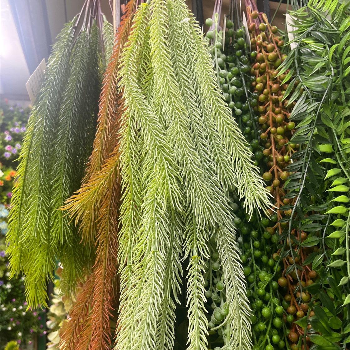 仿真壁挂蕨叶藤条吊顶绿色植物藤蔓装饰绿植墙壁装饰细节图