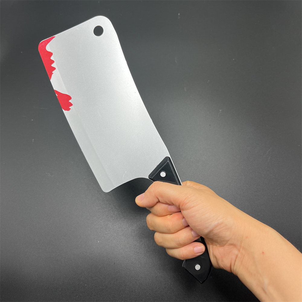 Simulated kitchen knives, plastic simulation props, comic exhibition cosplay props, Halloween prank toys, blood kitchen knives, sharp knives, Halloween