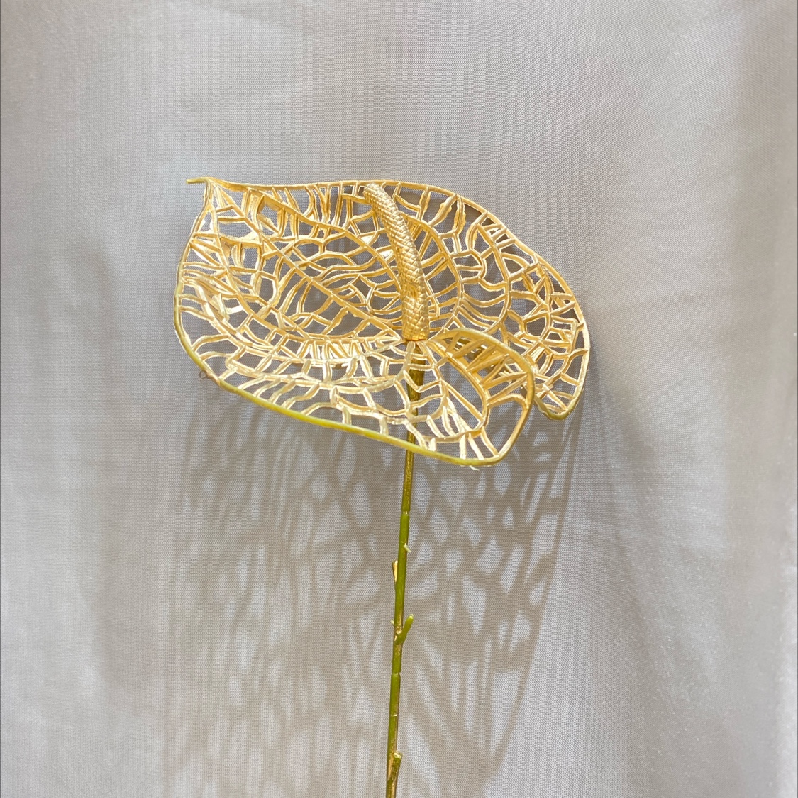 Silicone material anti-realistic artificial flowers, gorgeous artificial flower decorations, indoor and outdoor decoration artificial flowers, visual enjoyment of life aesthetics
