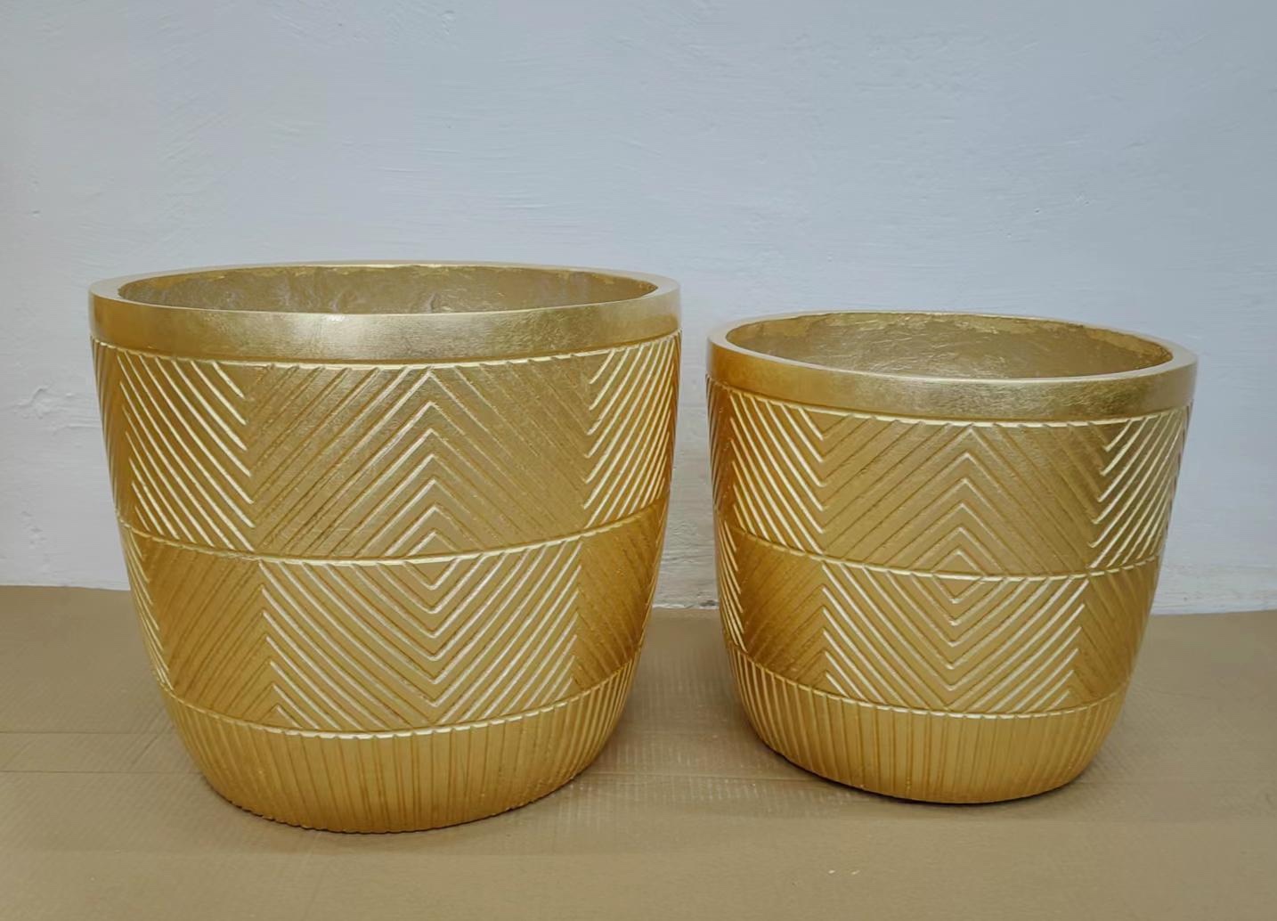 Simple striped magnesium oxide vase, golden vase, beautiful and durable flower decoration, home decoration art piece flower