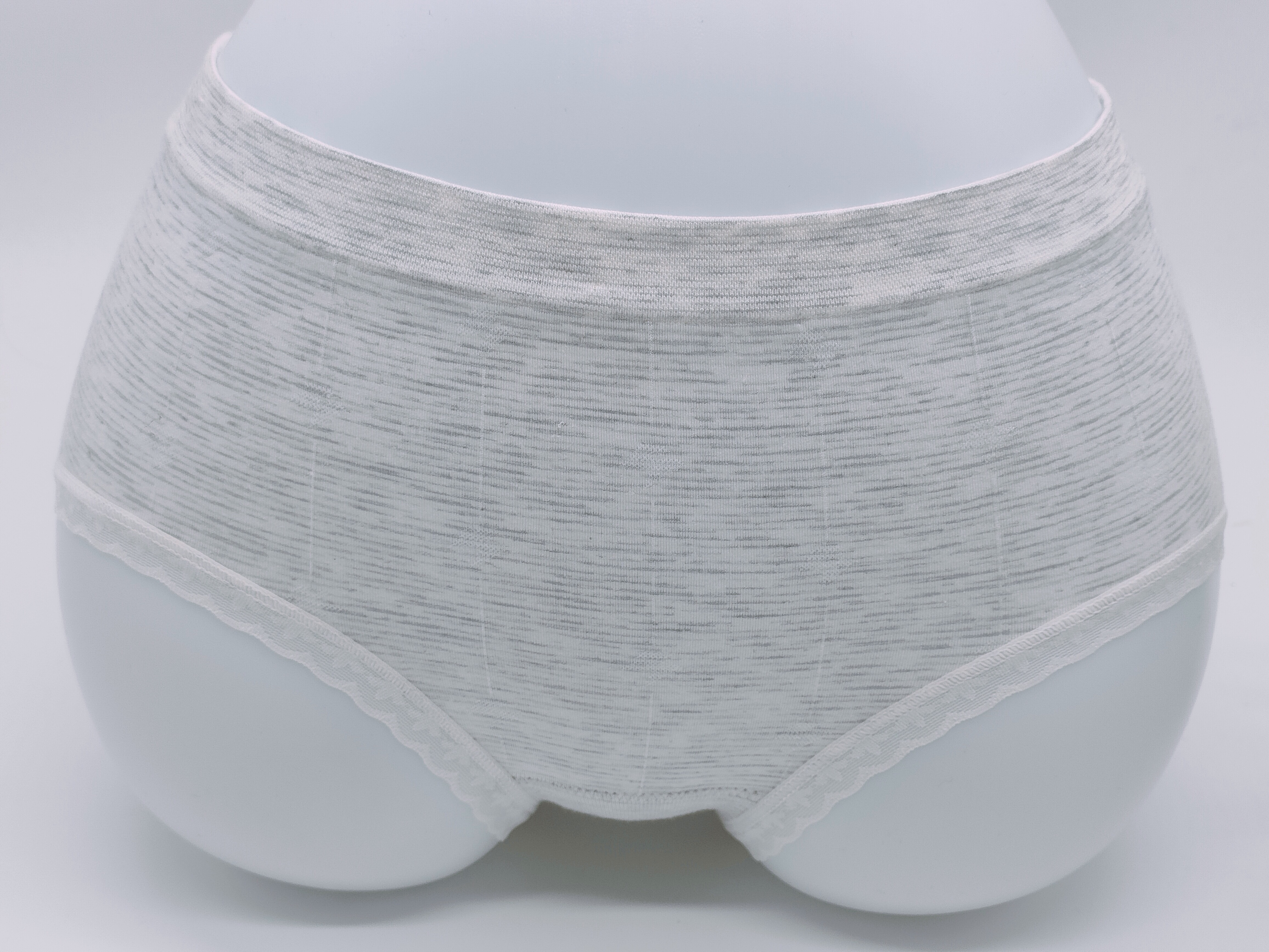 Girls Bare Ammonia Seamless Underwear Women's Stripes Soft Comfortable Breathable Striped Lace Bottoms Women's Briefs Application Scenario