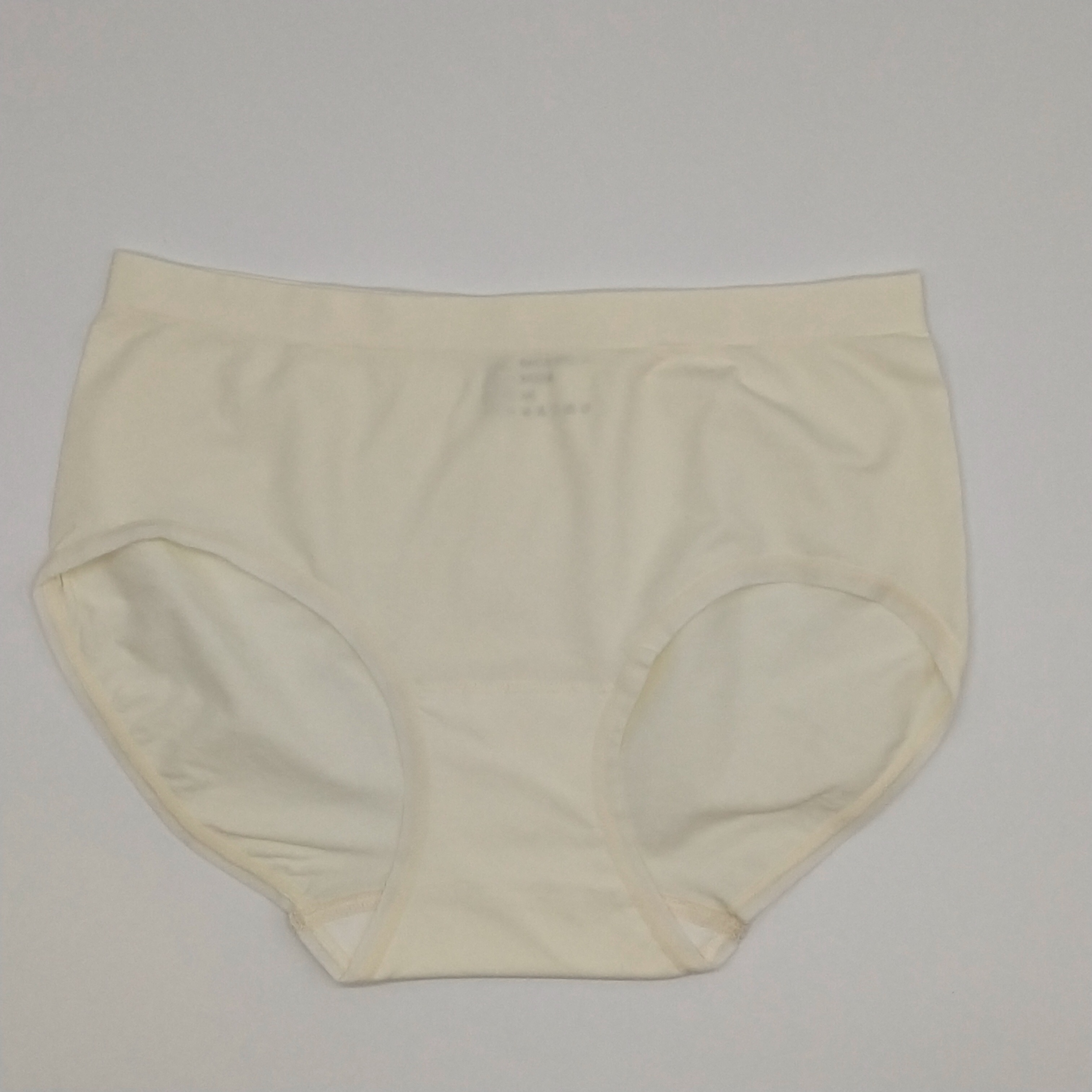 Small Edition Girl Solid Color Bare Ammonia Seamless Underwear Women Soft Comfortable Jacquard Fabric Pure White Bottom Crotch Women Briefs Application Scenario