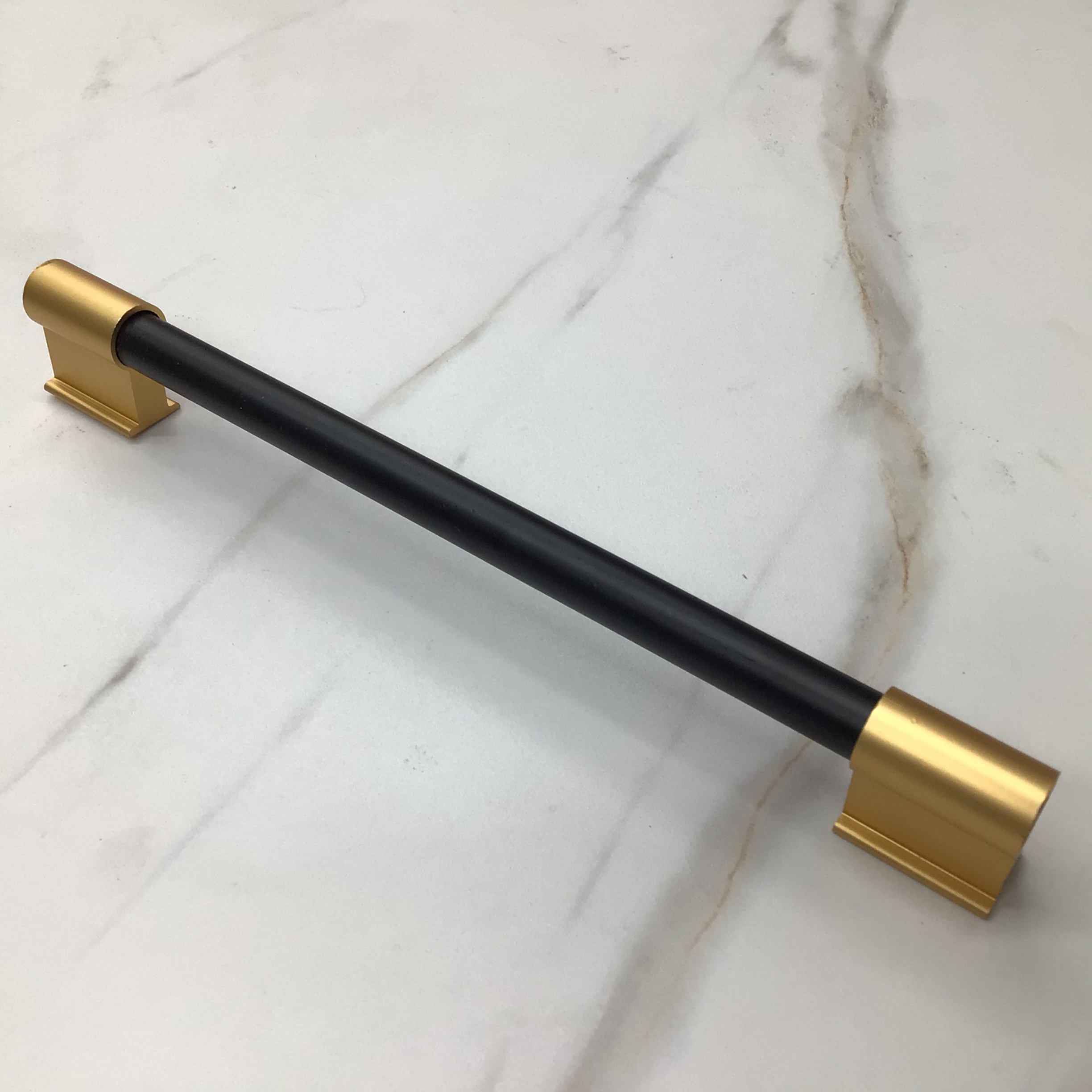High-end color-blocked aluminum handles, cabinet door handles, drawer handles, modern, simple and light luxury aluminum alloy handles, high-end handles Application Scenario