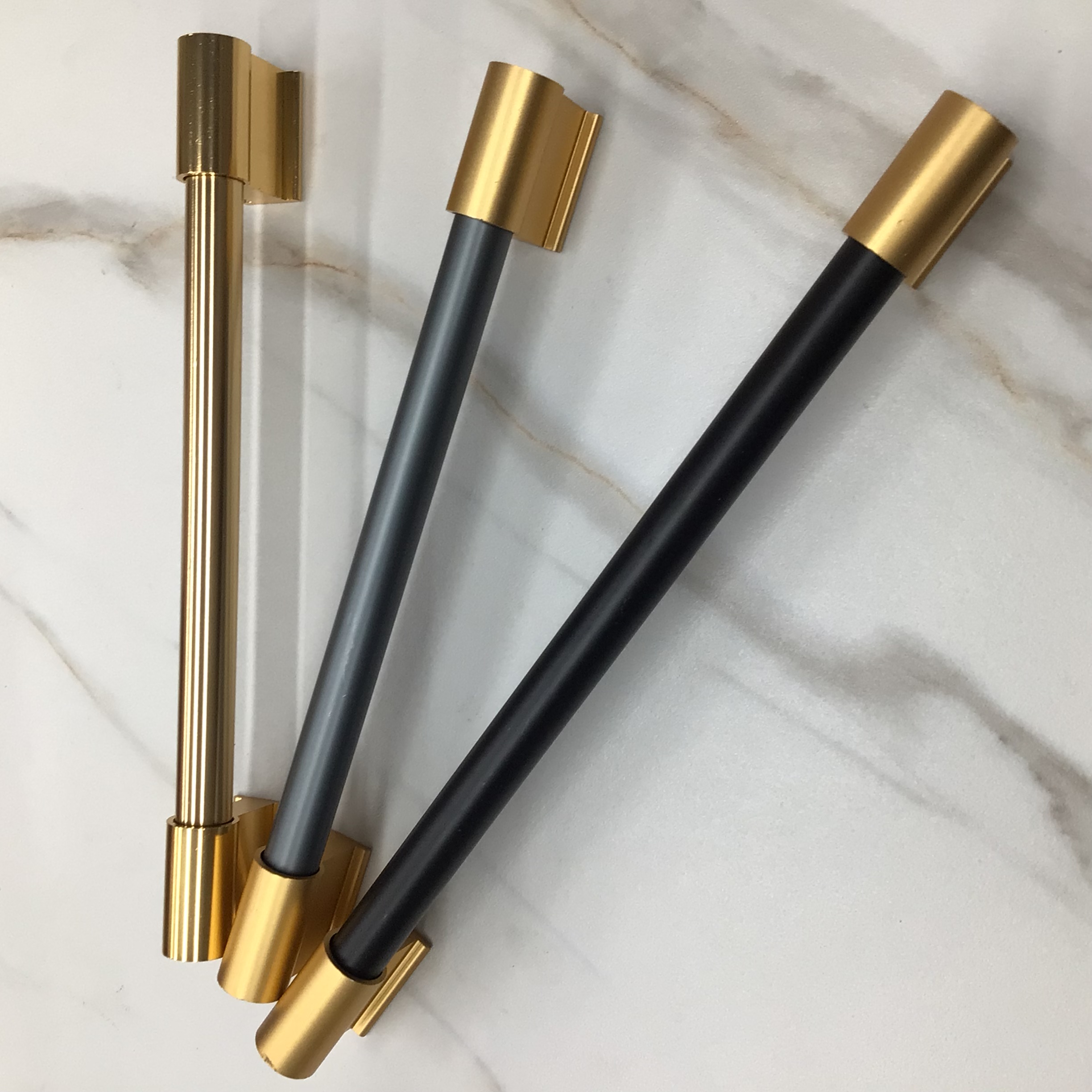 High-end color-blocked aluminum handles, cabinet door handles, drawer handles, modern, simple and light luxury aluminum alloy handles, high-end handles Specification drawing