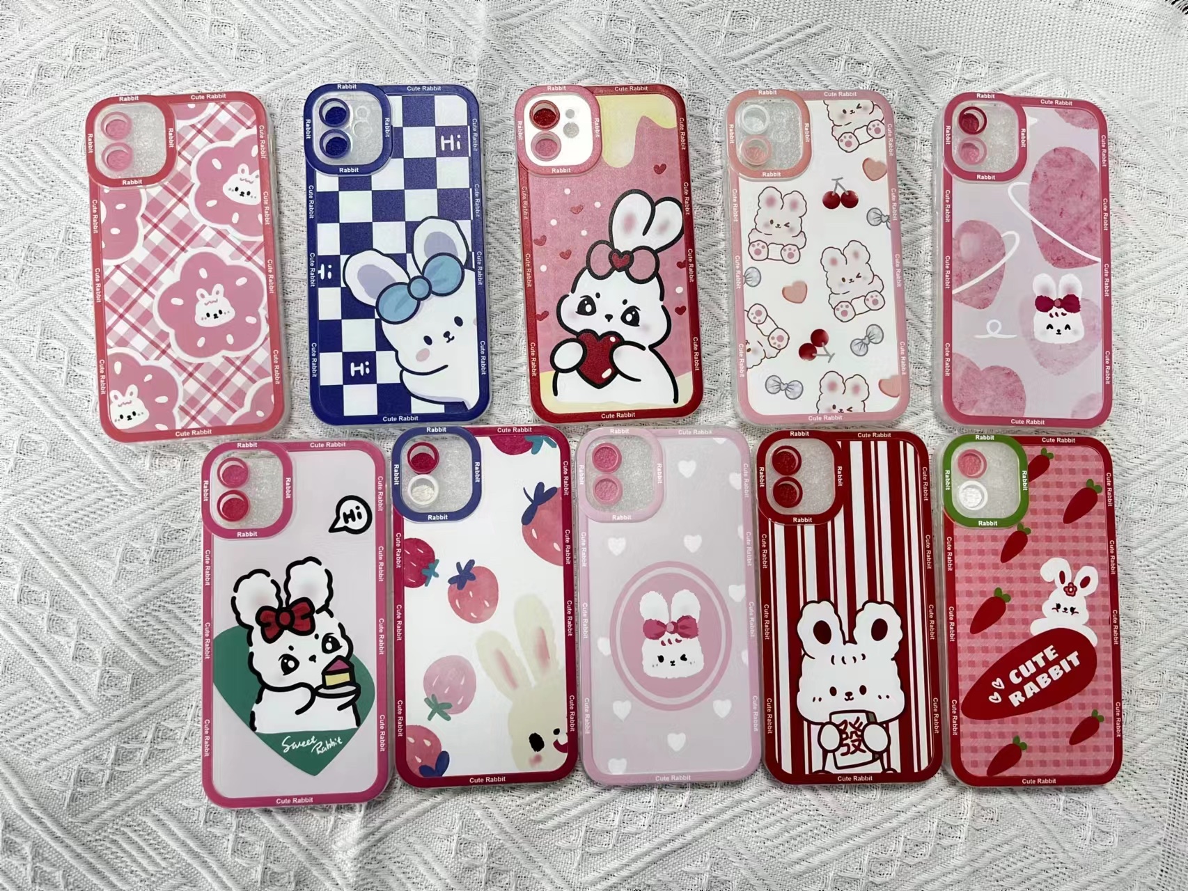 You can choose your own picture for the painted phone case details Picture