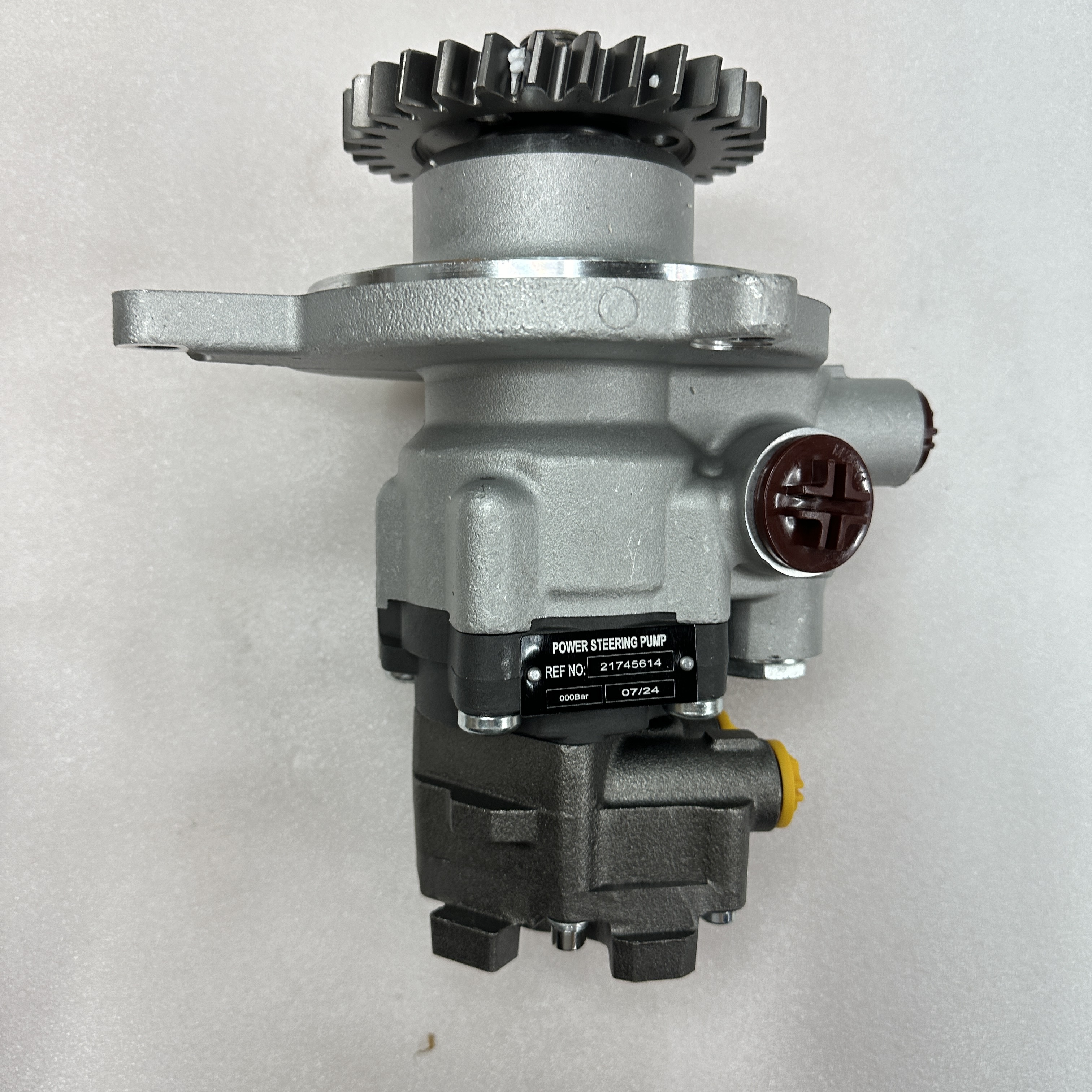 Auto parts for Volvo Truck hydraulic steering booster pump 21745614