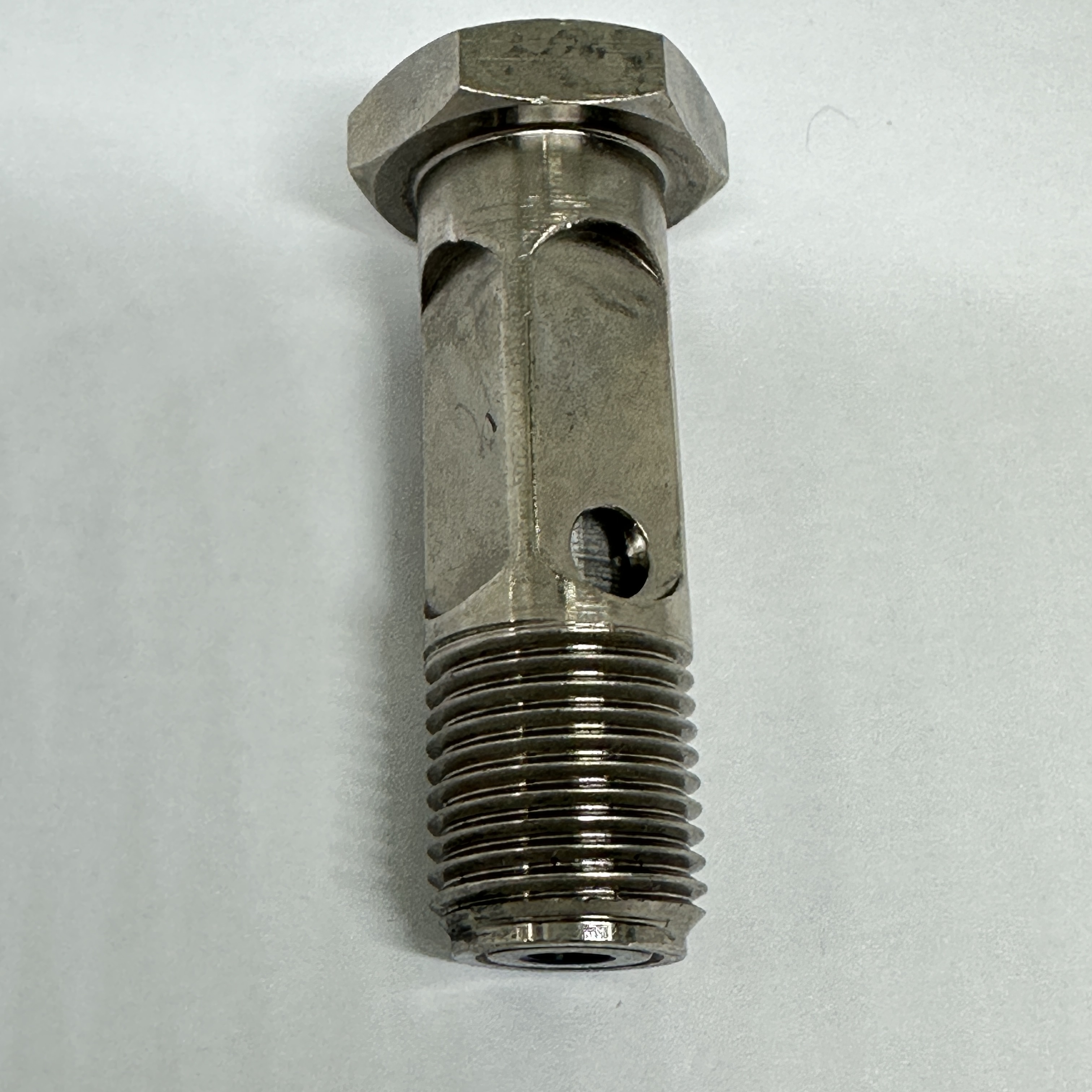 Truck accessories for VOLVO Trucks VOLVO FH Engine Accessories Pressure relief valve Safety valve Relief valve 3095479