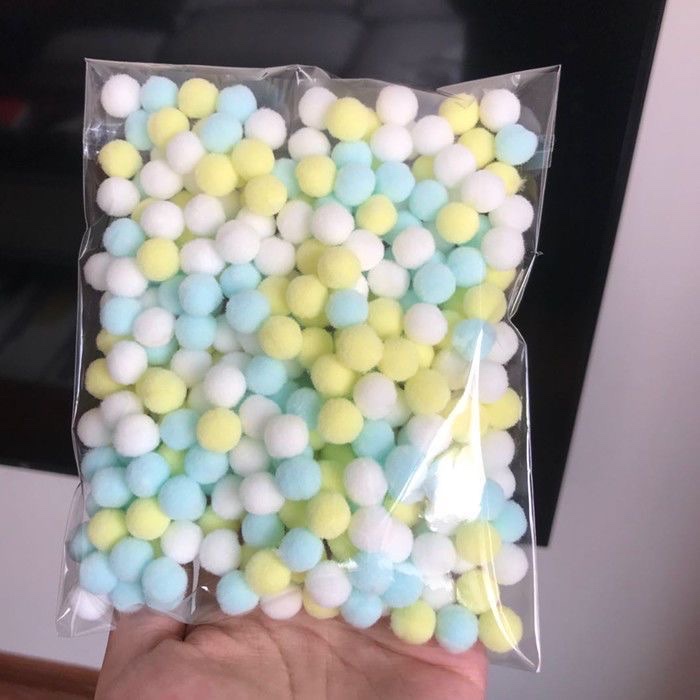 10mm-30mm单色混色高弹毛球幼儿园手工DIY材料彩色毛绒球太阳花白底实物图