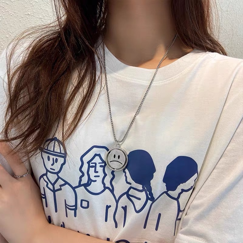 厂家直销可旋转笑脸吊坠钛钢男士项链男款潮流男生链子配饰潮牌百搭