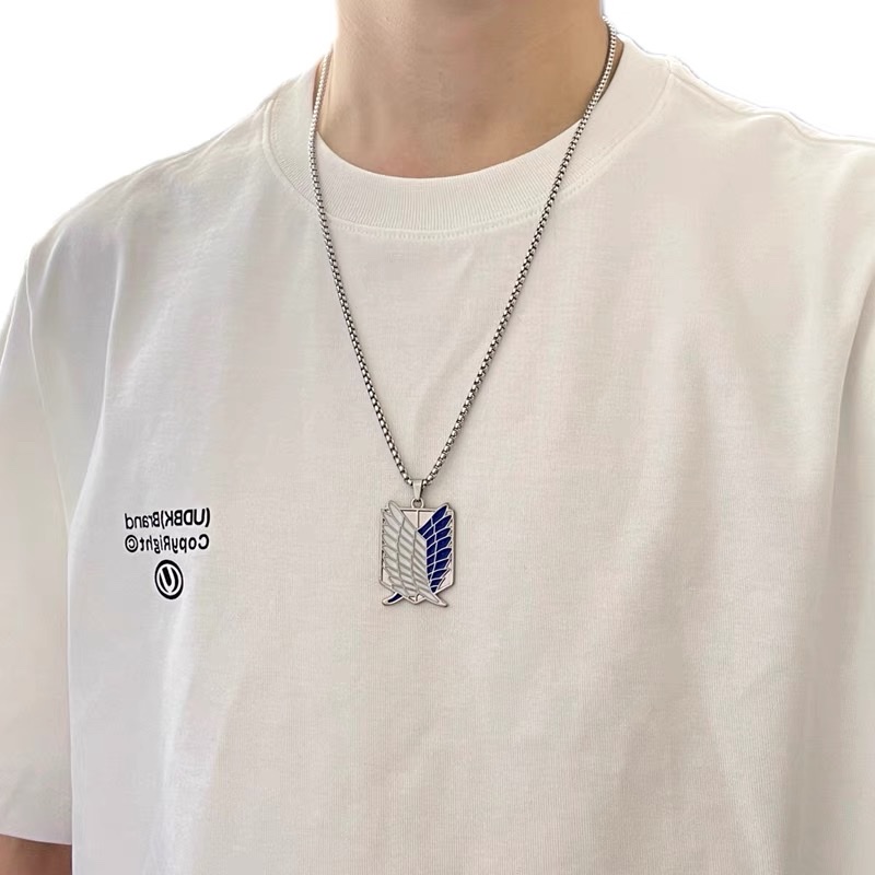 厂家直销自由之翼项链男款嘻哈动漫周边吊坠进击的巨人小众设计高级感配饰