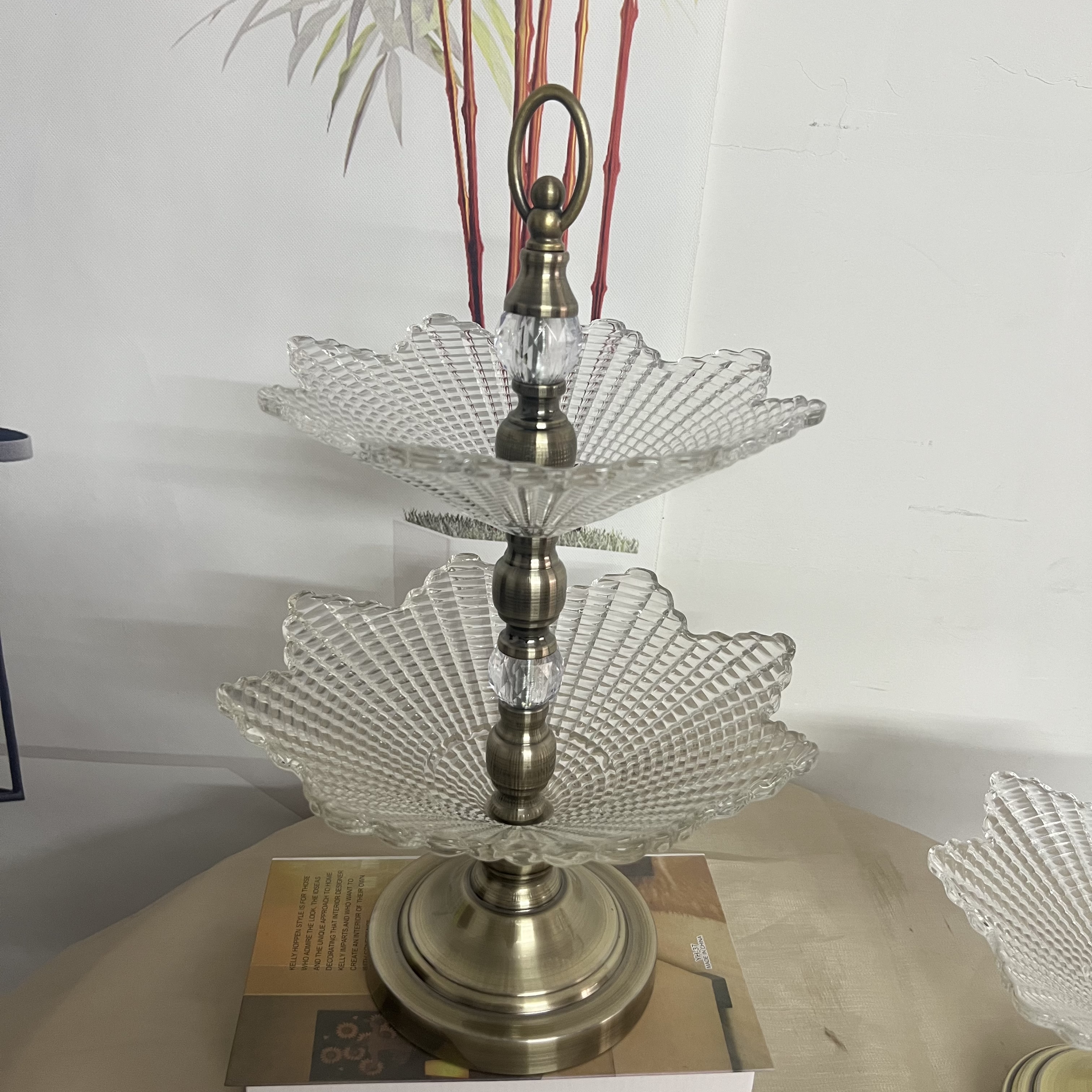 Glass fruit plate, crystal glass fruit plate, glass vase detail image 2