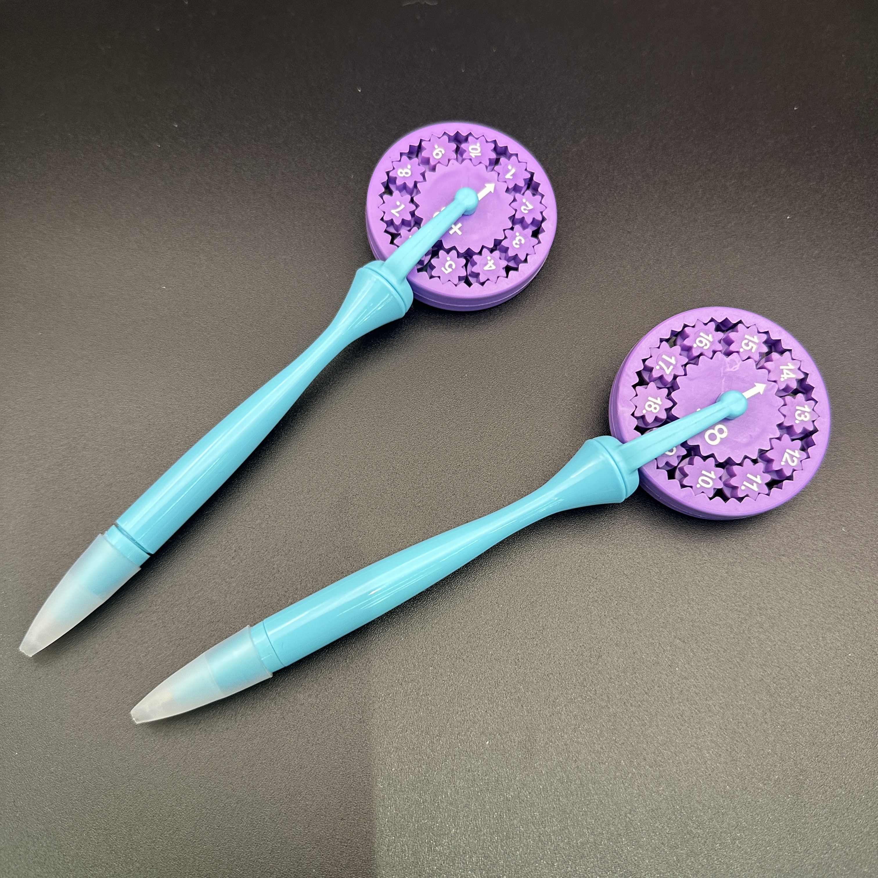 Digital gyro Decompression pen Gear gyro Decompression toy pen TIKTOK explosive Amazon MATH FACTS Math Teaching Gyro pen Add subtract multiply divide Digital gyro Digital fidget spinner details Picture