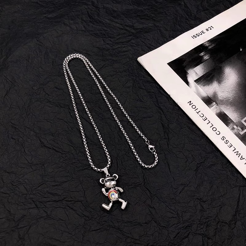Factory direct sales Rainbow bear necklace, personalized for men and women, student hip-hop couple, versatile sweater chain, Internet celebrity accessory Specification image