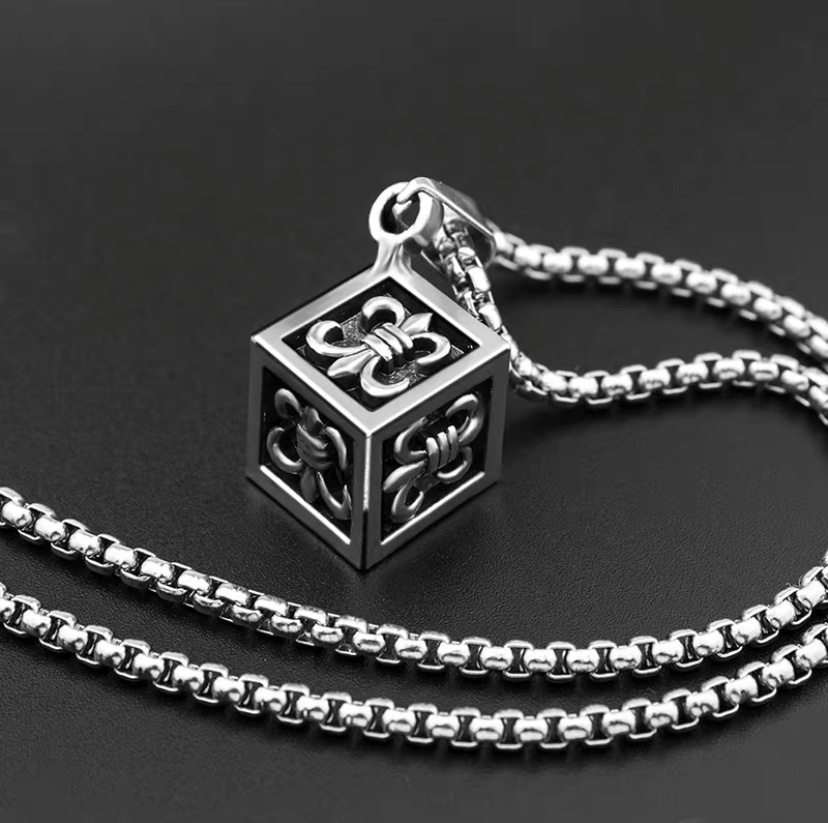 Factory direct sales of fashionable oil-dripping cast Crook Cube square trendy men's pendant, punk hip-hop versatile titanium steel necklace Application Scenario