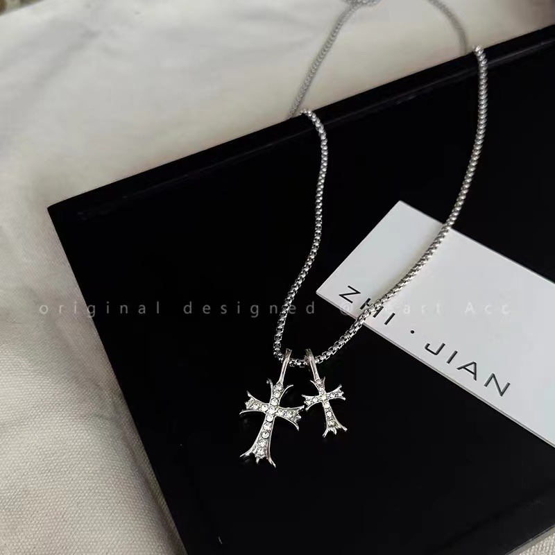 Factory direct sales of long titanium steel non-fading cross necklace, hip-hop sweater chain, niche design sense hoodie chain for women detail image 5