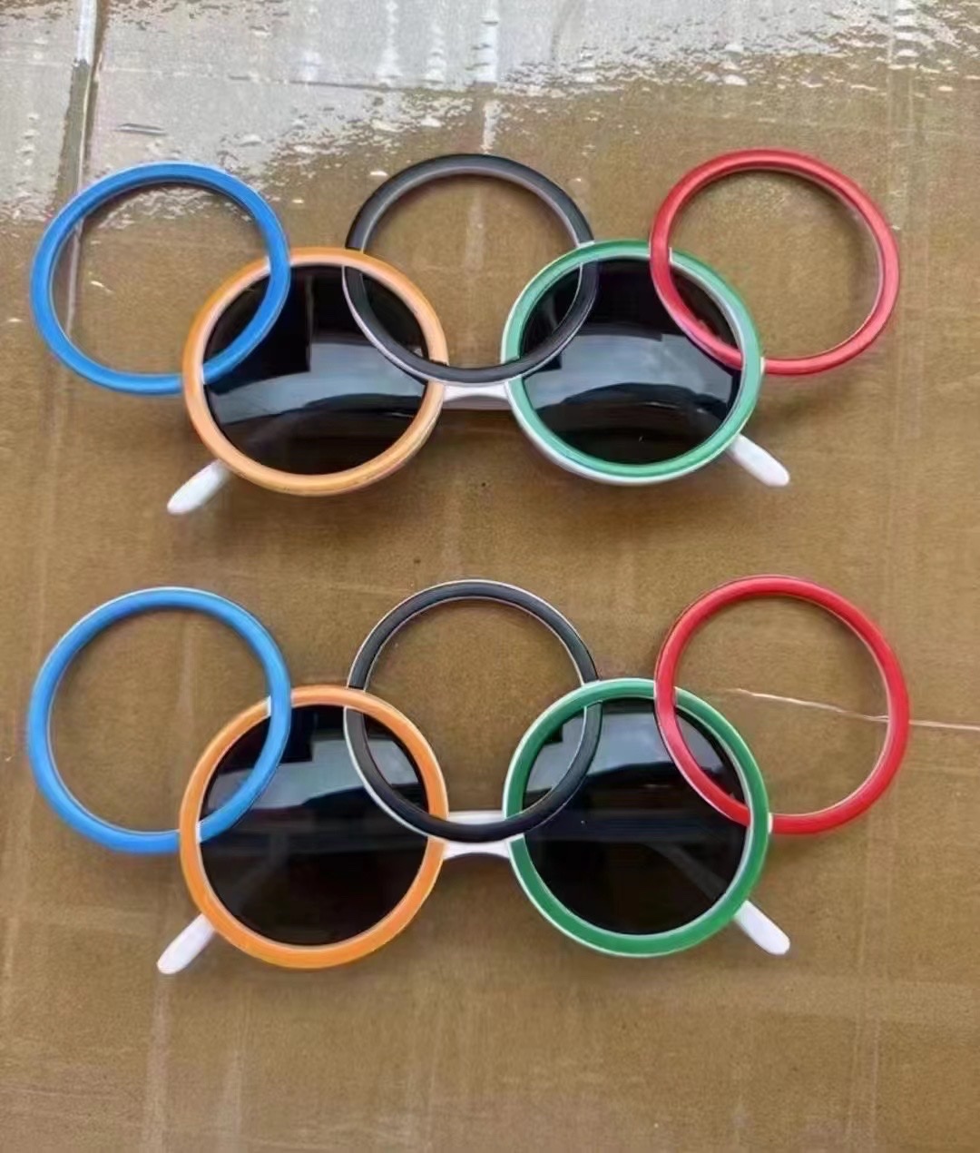 Cross-border new sunshade glasses sunshade mirror sports games around props atmosphere props sunshade glasses