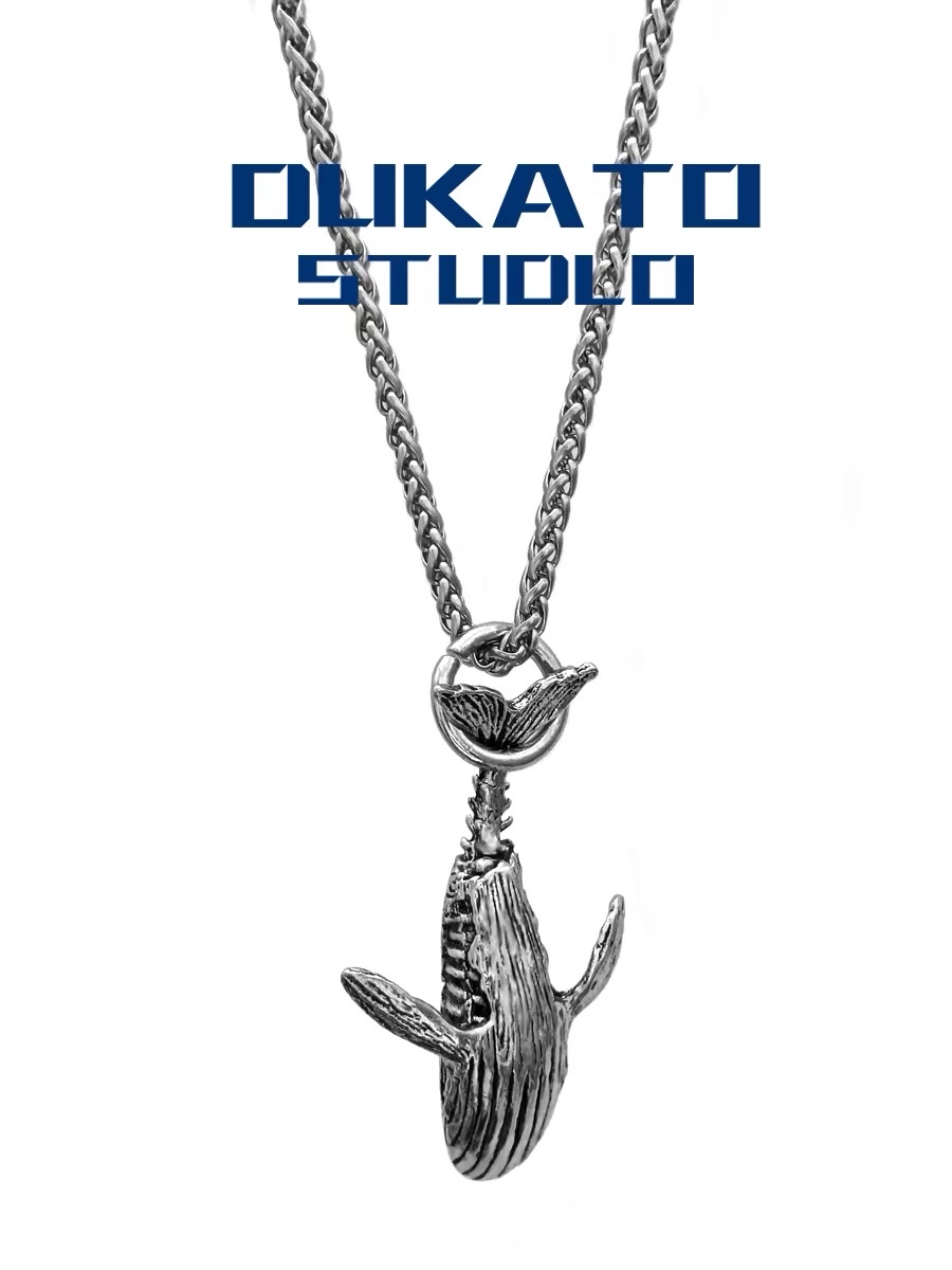 Factory direct sales of DUKATO's new titanium steel dolphin pendant, a trendy street hip-hop and dance couple necklace, and punk cool accessories for men and women detail image 3
