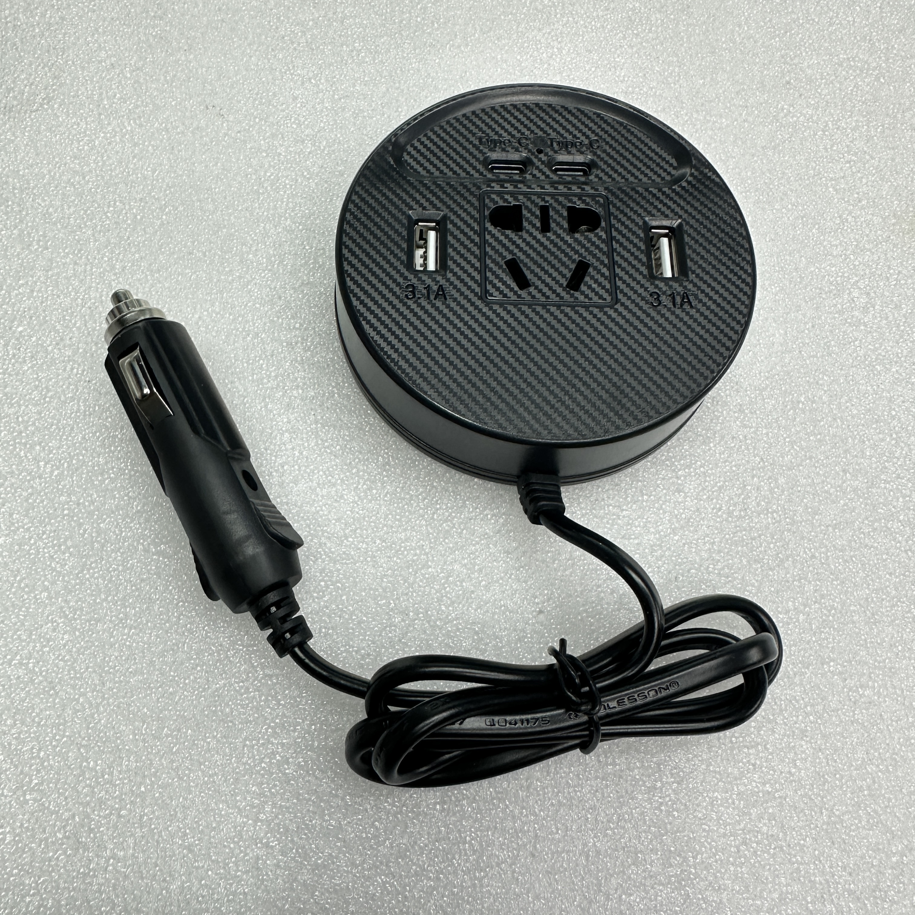 汽车用品150W汽车货车多功能车载逆变器 点烟器