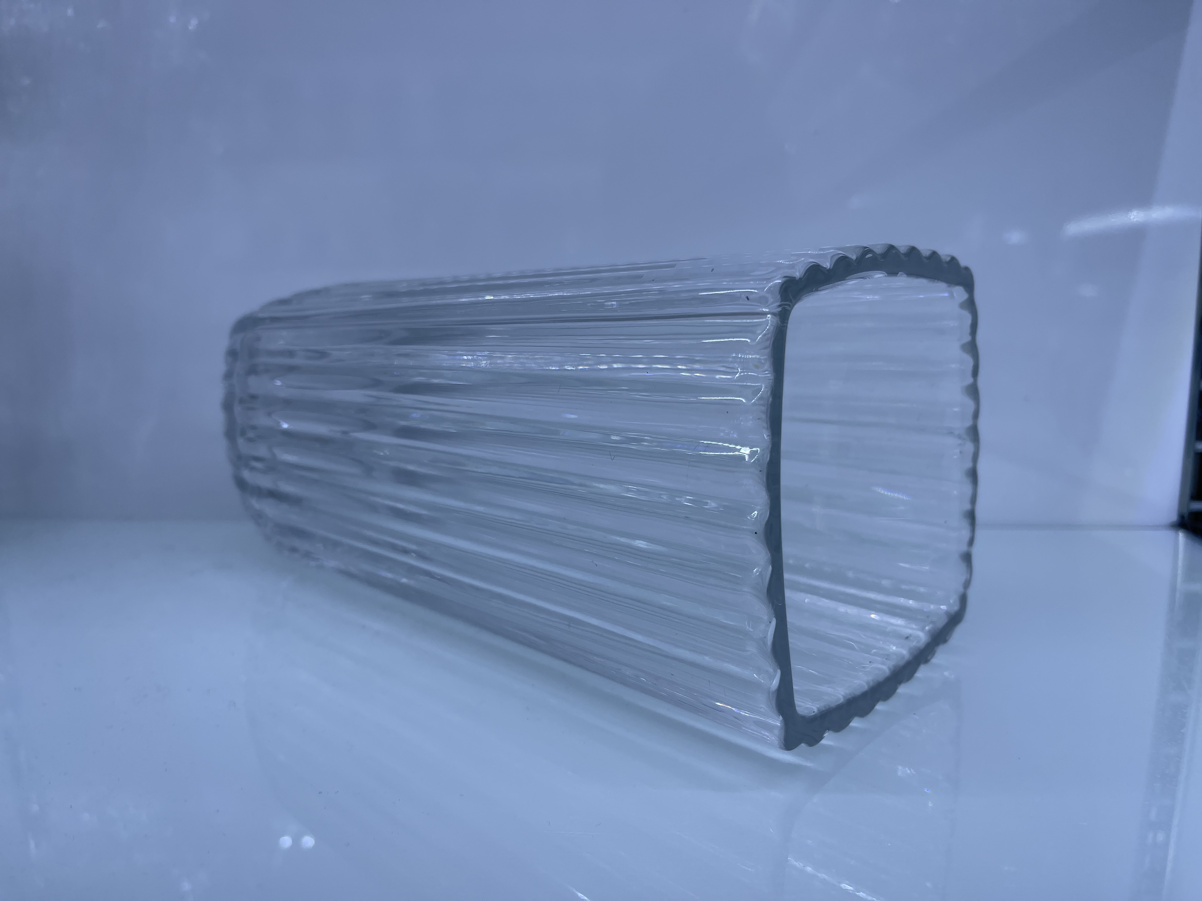 U型罗马柱式玻璃花瓶条纹简约客厅花器家居装饰插花瓶摆件高级感玻璃花瓶白底实物图