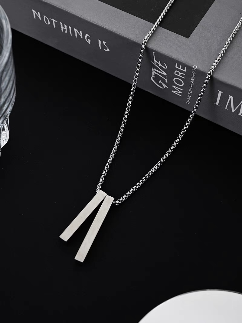 Factory direct sales titanium steel necklaces for men and women, with a trendy and unique design sense. ins cold style pendants, simple and versatile hip-hop sweatshirt chain accessories detail image 5
