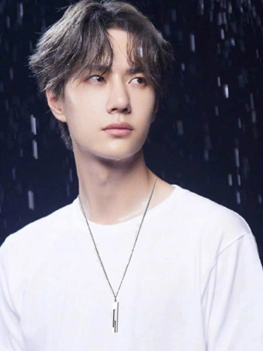 Factory direct sales: Hong Kong-style simple design titanium steel long strip necklace, men's trendy Instagram hip-hop women's hoodie chain, disco pendant, sweater chain detail image 2