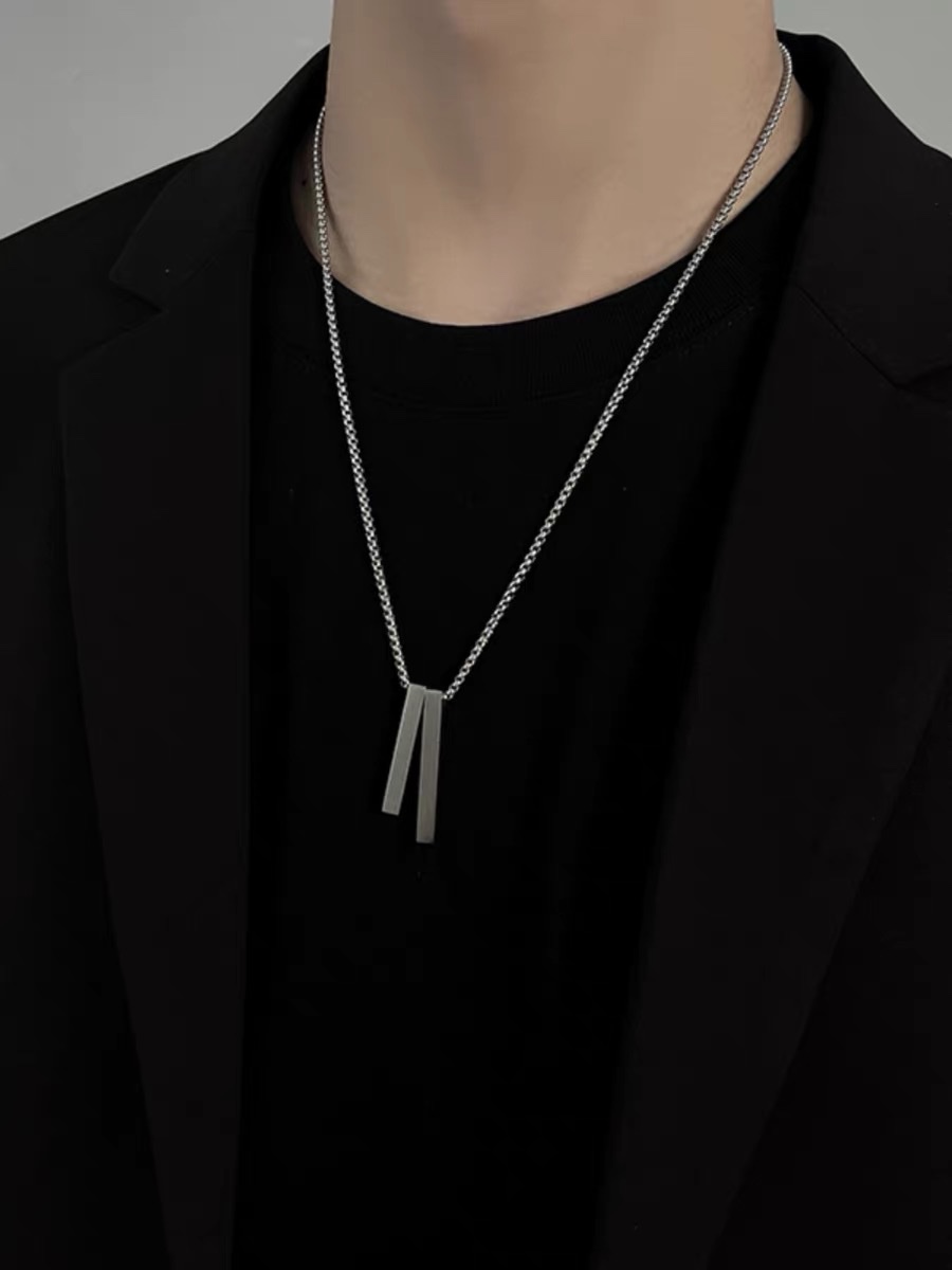 Factory direct sales titanium steel necklaces for men and women, with a trendy and unique design sense. ins cold style pendants, simple and versatile hip-hop sweatshirt chain accessories detail image 4
