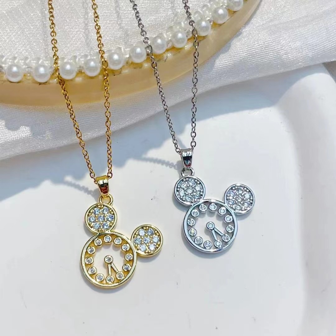 Kuromi Brand West After Style Imitation Pearl Necklace Semi-Stainless Steel Chain Beautifully Designed Beaded Collarbone Chain Advanced Sense Full undefined