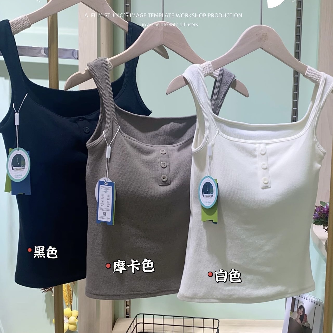 The United States Empire 88813 Three Button Square Collar Woolened Vest Female Autumn Winter Latex One Fixed Cup Thermal Underwear Vest Base Item Picture