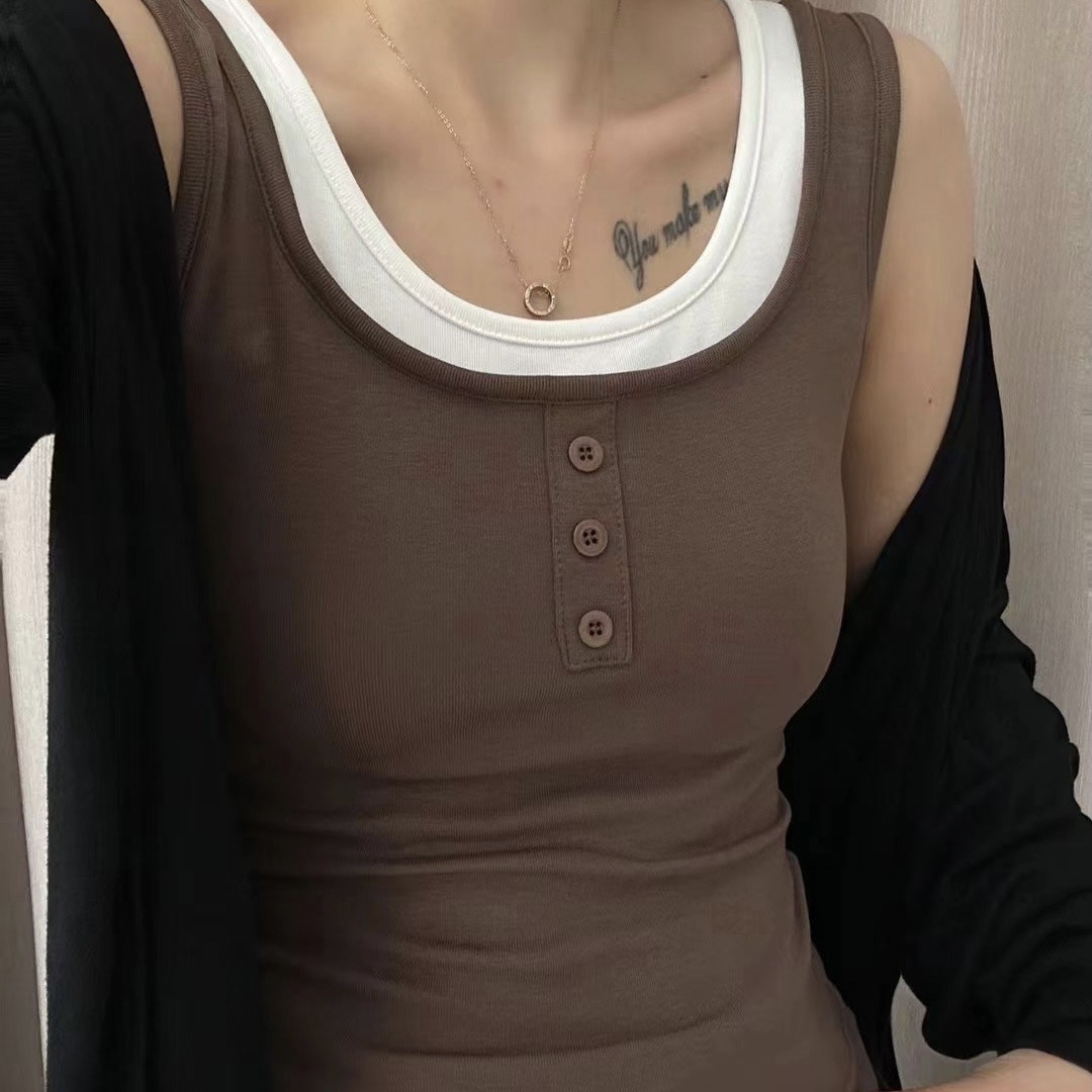 The United States Empire 88802 Color Three Button Round Neck Vest For Women Latex Fixed Coaster Frosted Thermal Underwear Vest Fashion Matching Color Slim-Fit Base Vest Application Scenario