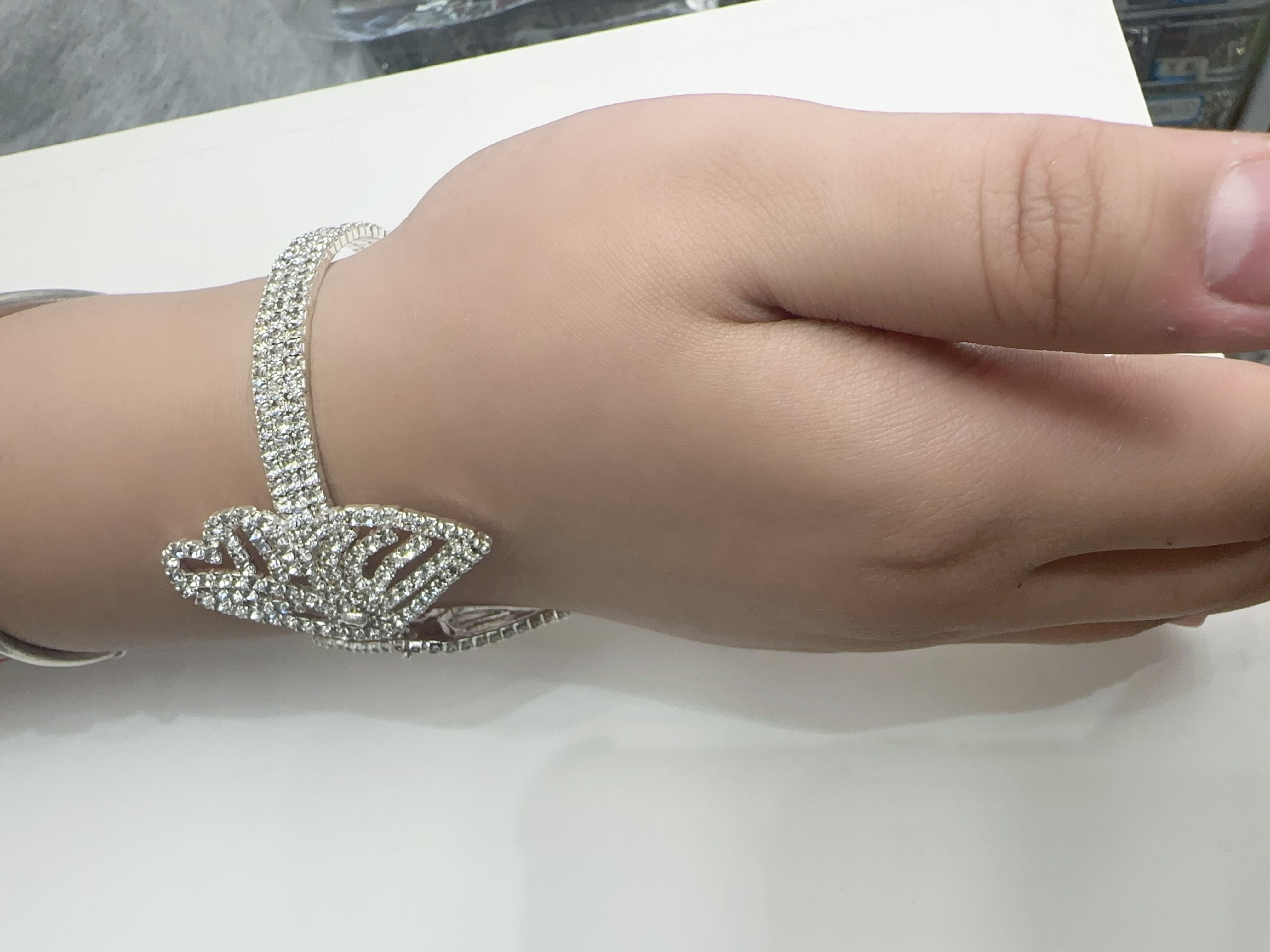 Classic full-diamond, personalized open bracelet with butterfly multi-row diamonds detail image 6