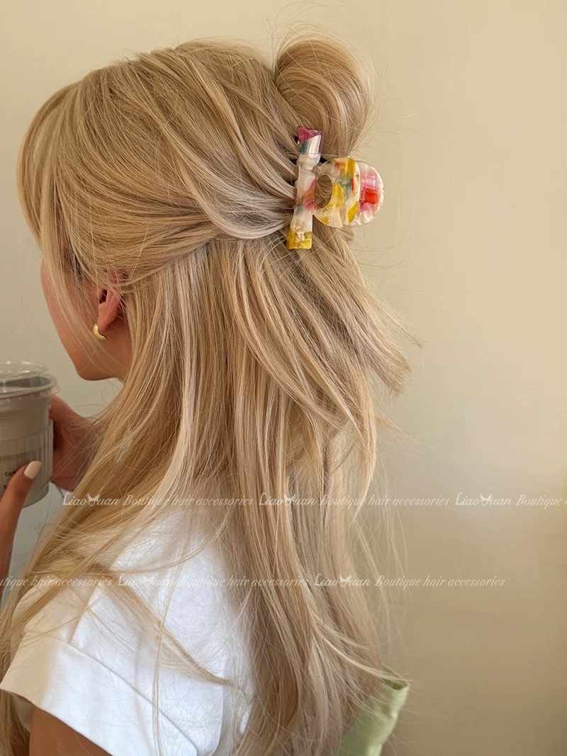 Summer cute high ponytail small clip for women 2024 new high-end clip headwear, half-tied hair clip at the back of the head details Picture