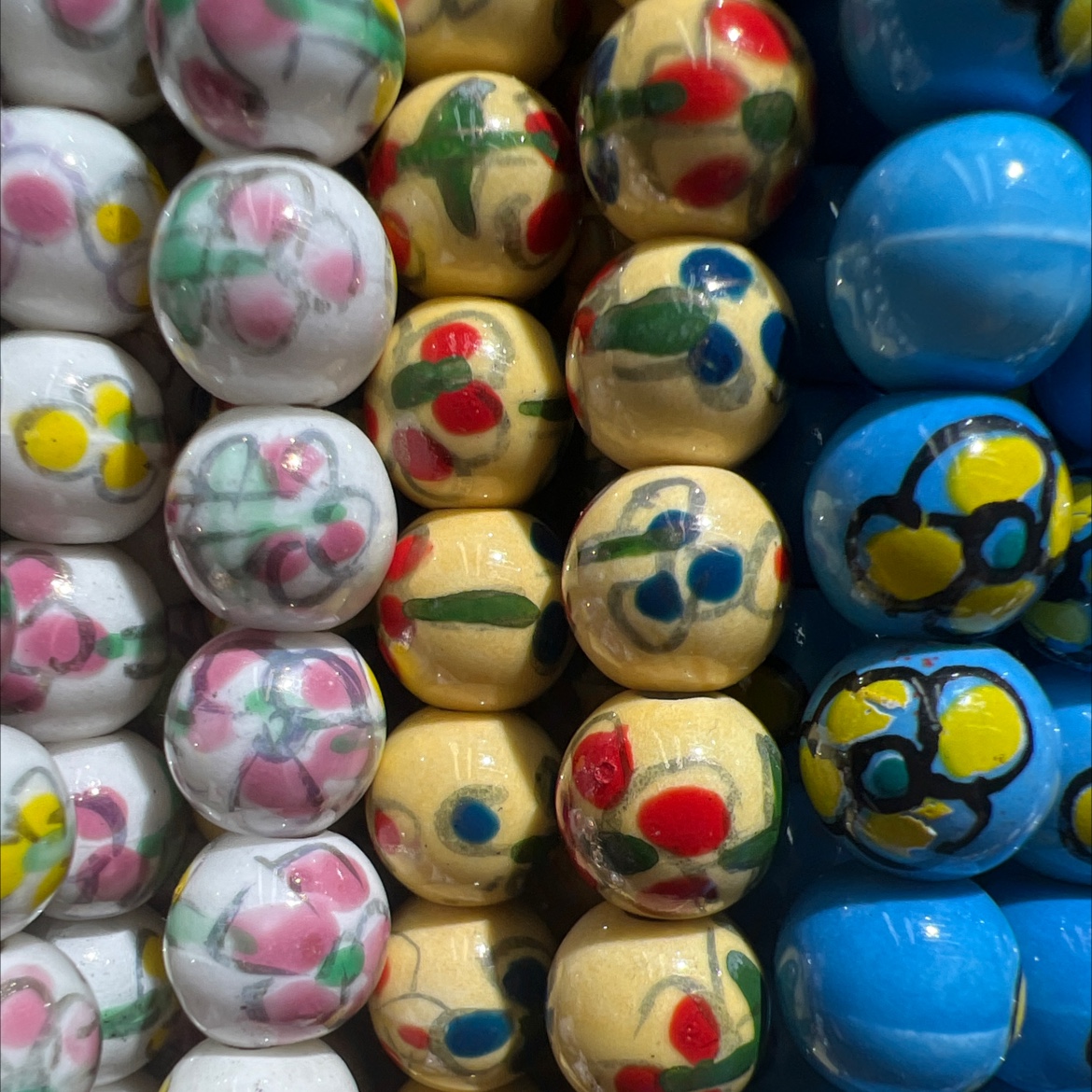 陶瓷工艺品实物图