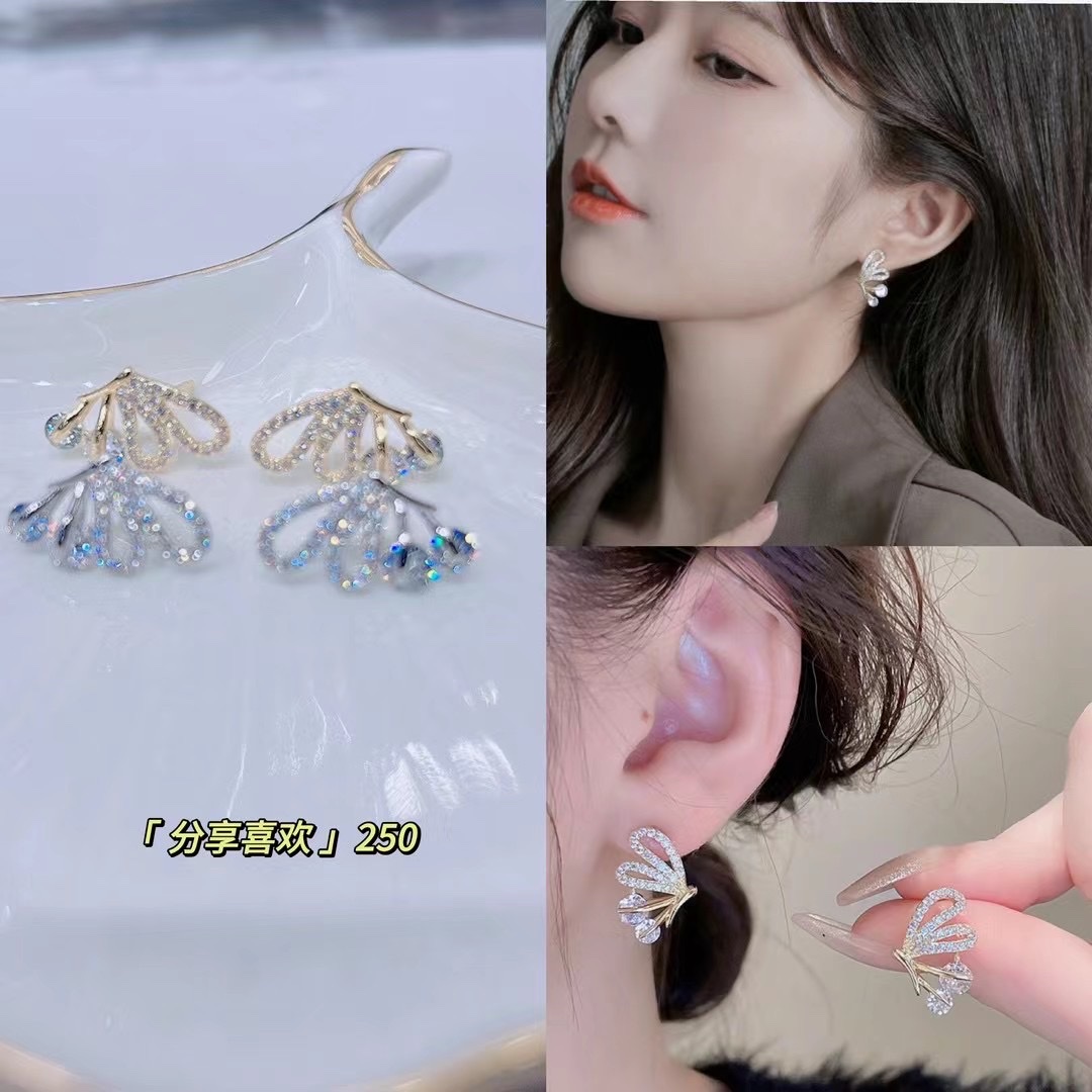 清新樱桃珍珠耳钉女简约小巧精致可爱耳环925银针高级感轻奢耳饰