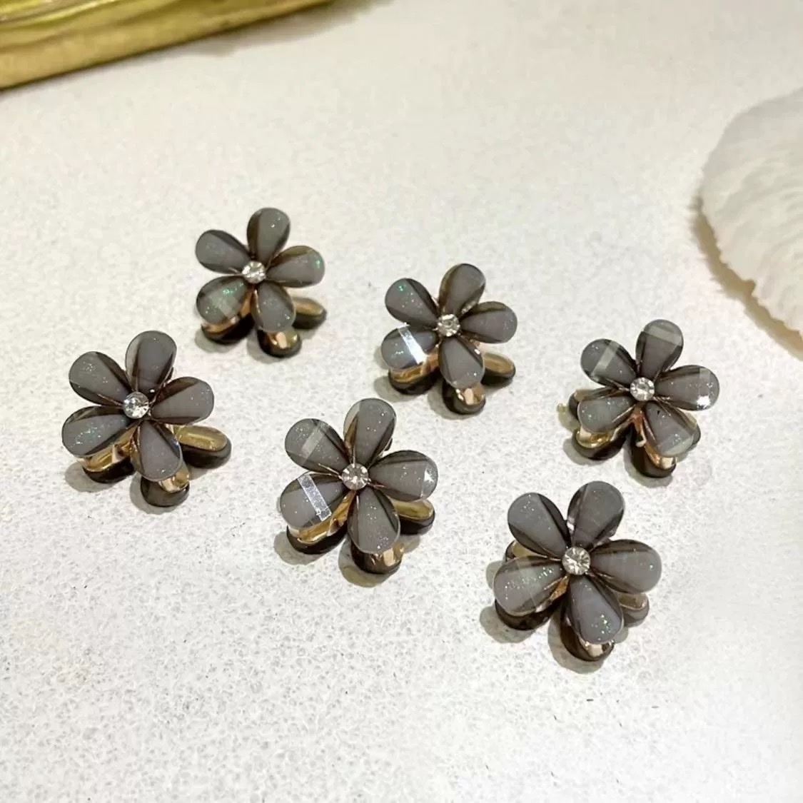 Camellia mini hair clips, women's side hair clips, small bangs, hair clips, headwear, hair clips, braided hair clips, hair clips detail image 3