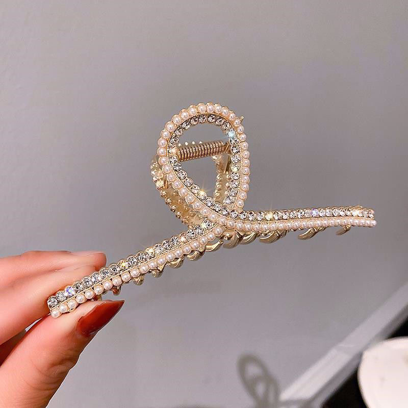 Women's headwear Exquisite wig Children's fabric headwear Chinese Classical style Cute cute hair accessories Elegant temperament Enhance Headwear Women's headwear temperament Belt drill hairpin Flash diamond elegant metal shell bead hairpin hair clip adult post thumbnail