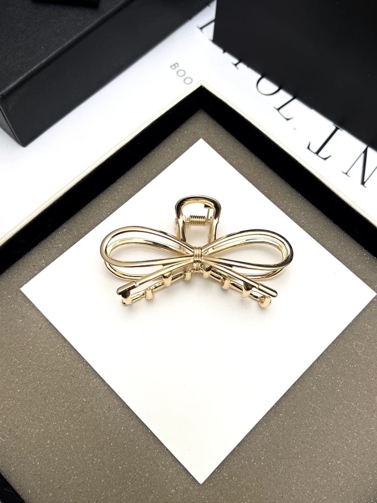 Internet-famous bow hair clips, women's hair grabbers, elegant grabbers, back head curls, summer large shark hair clips, hair accessories detail image 2