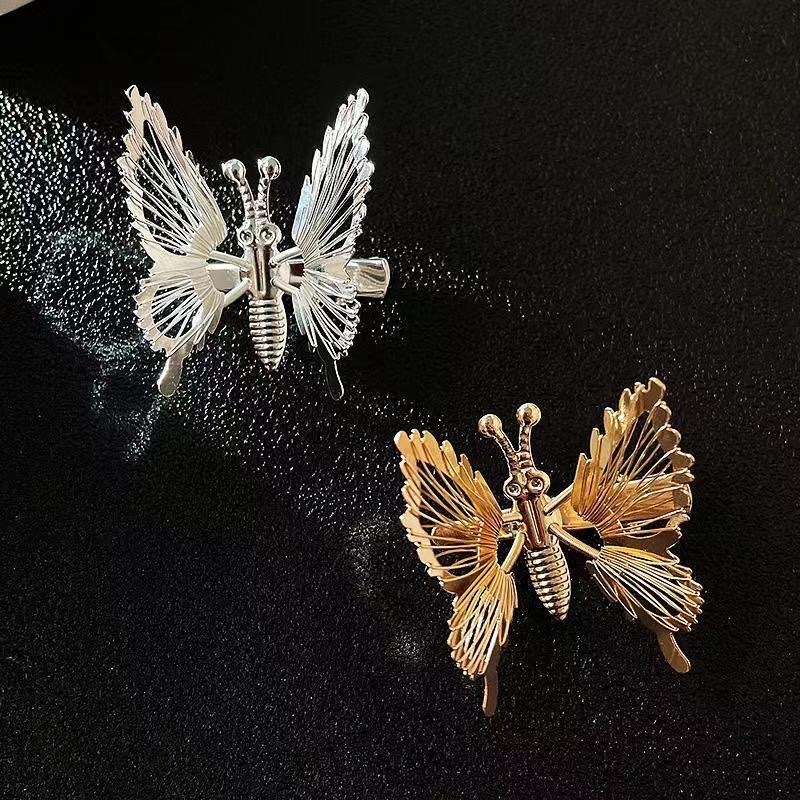 Moving butterfly hair clips, summer women's spring flapping moth hair accessories, side top clips, bangs clips, headwear, hair clips Specification image
