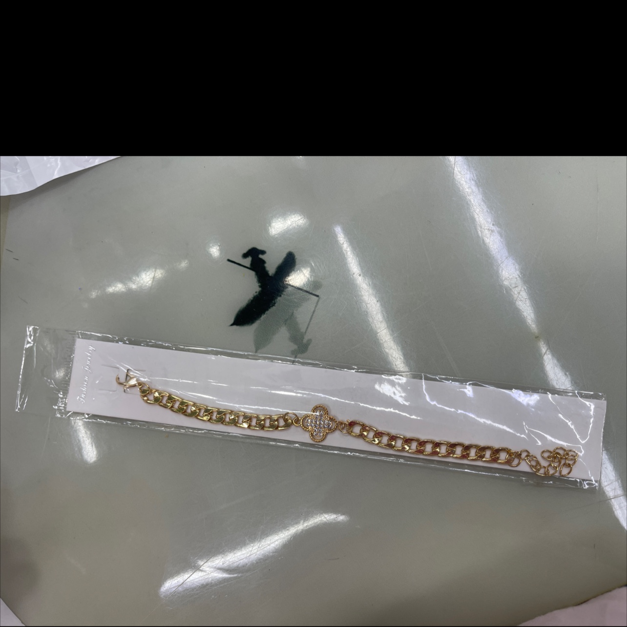 金色镶钻四叶草古巴链时尚轻奢设计女士手链网络时尚爆款